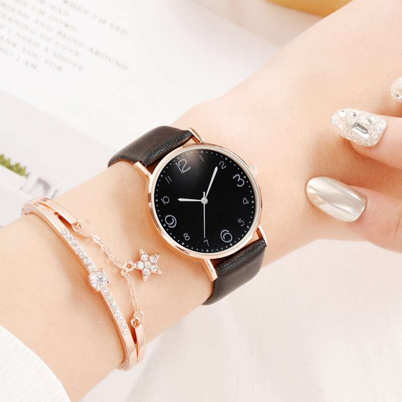 

2pcs Minimalist PU Leather Strap Watch With Bracelet