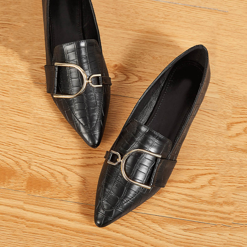 

Point Toe Metal Detail Croc Loafers, Black