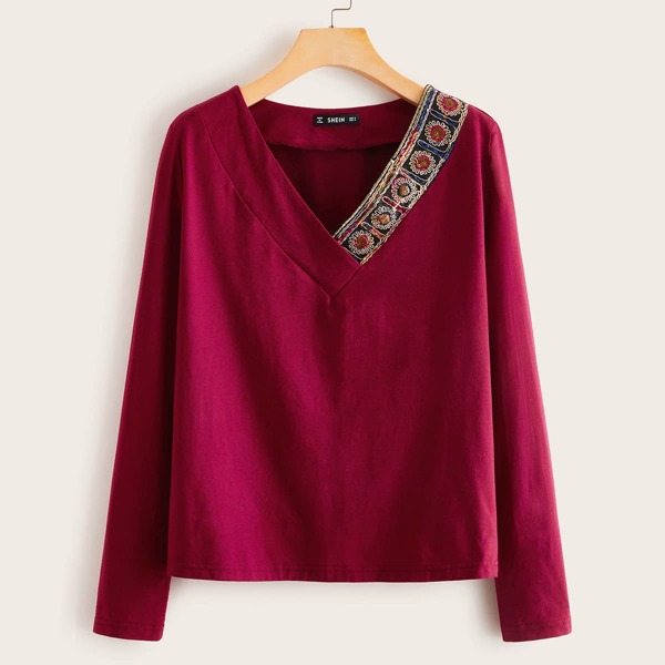 

V Neck Embroidered Tape Tee, Burgundy