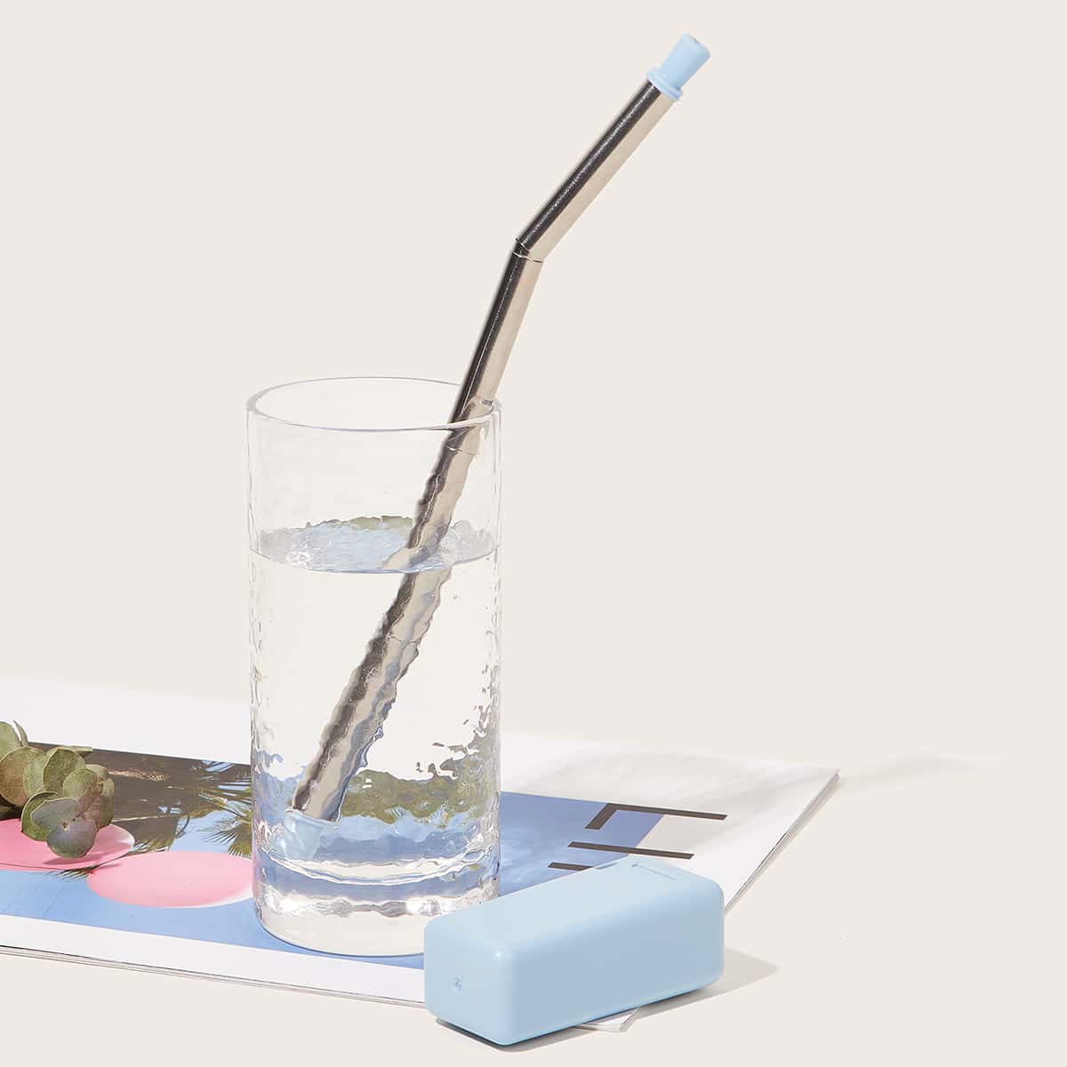

1pc Foldable Straw & 1pc Brush With Box