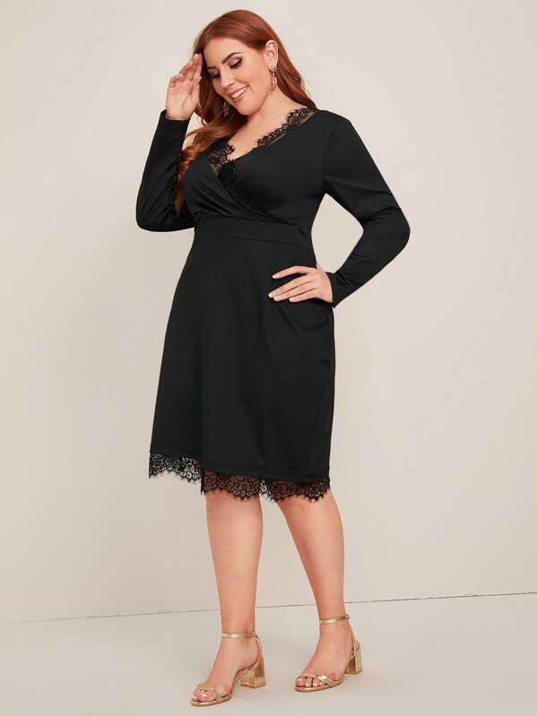 

Plus Lace Panel Surplice V-neck Fitted Dress, Black, Mafe