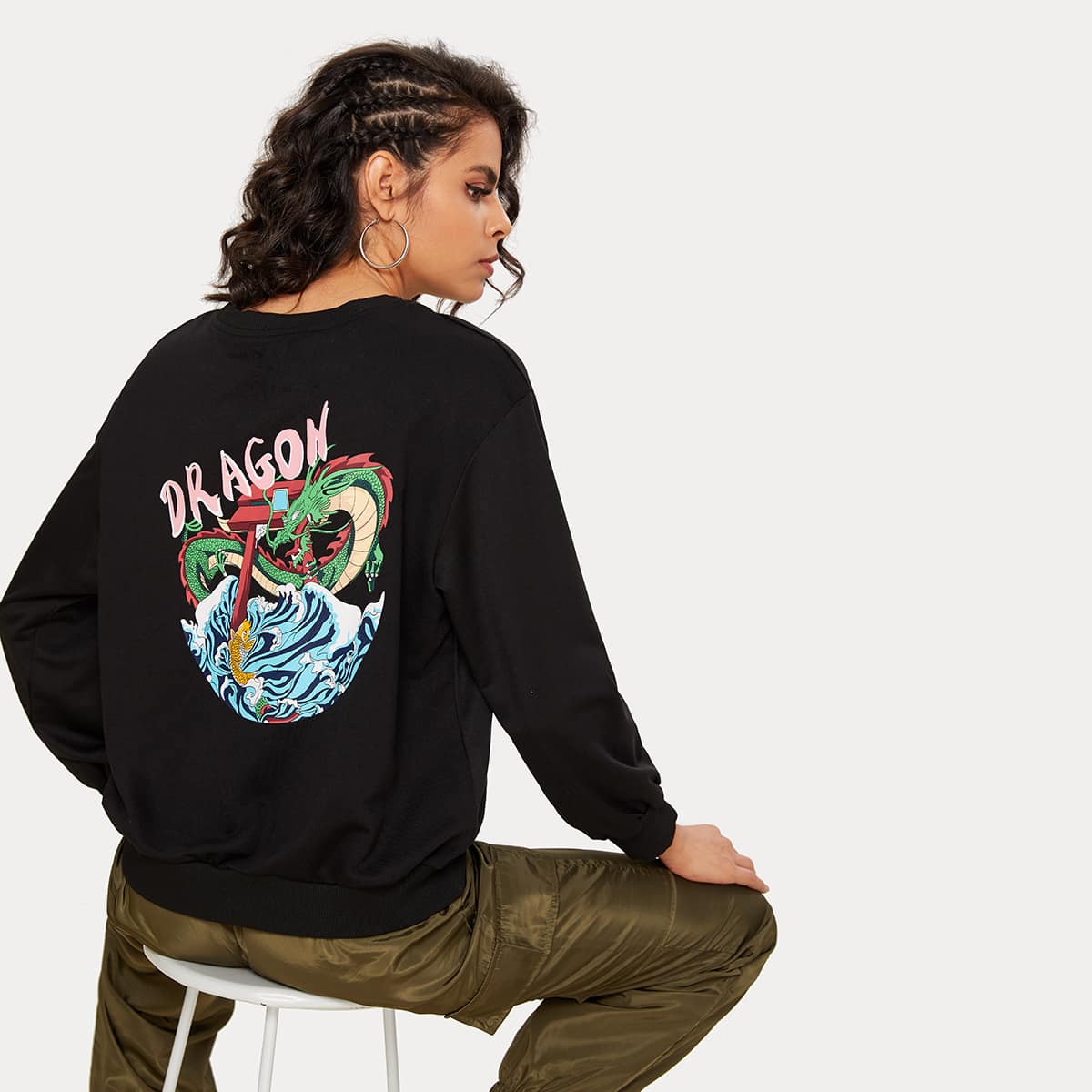 

Dragon & Letter Graphic Back Sweatshirt, Black
