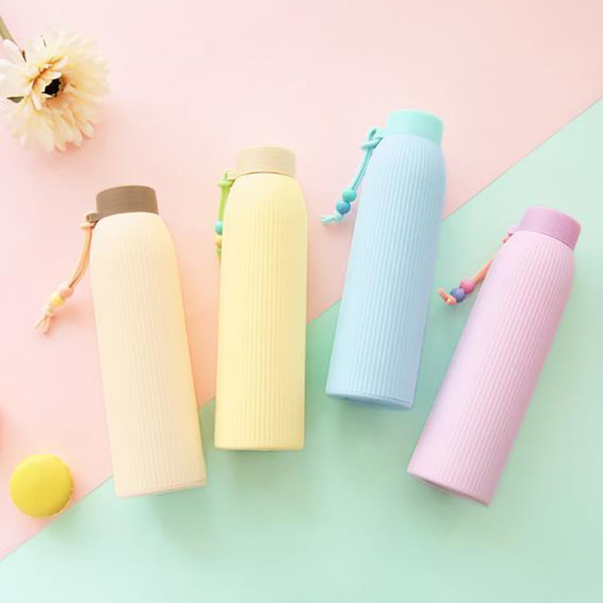 

1pc Solid Portable Plastic Water Bottle, Multicolor