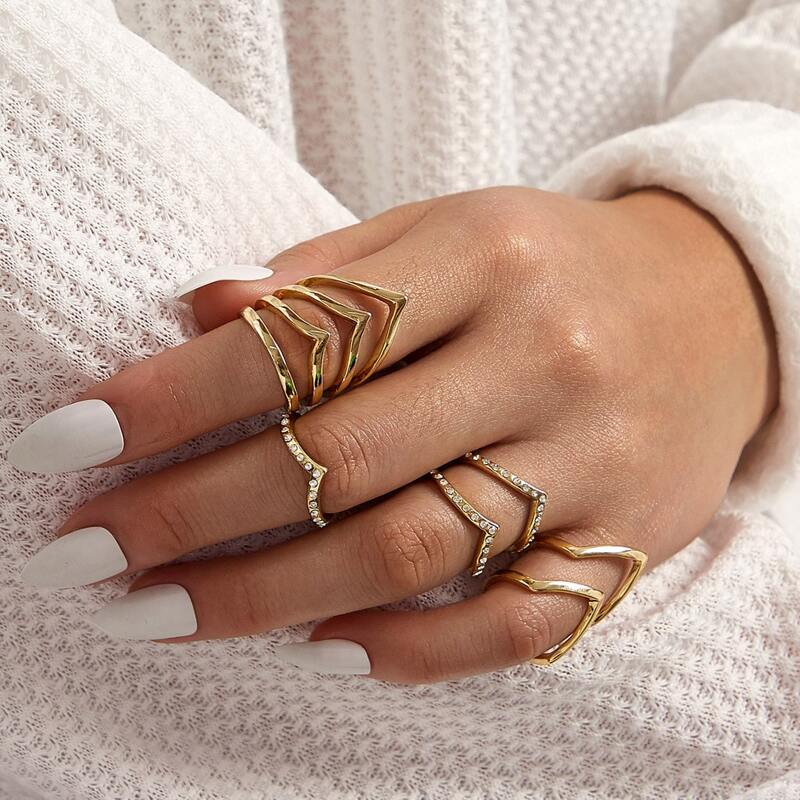 

5pcs Rhinestone Engraved Heart Shaped Ring, Gold