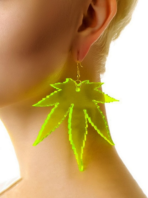 

1pair Maple Leaf Drop Earrings, Yellow