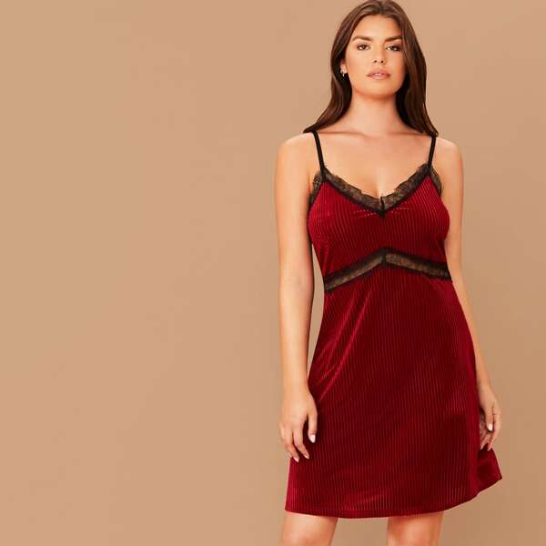 

Plus Contrast Lace Detail Velvet Slip Nightdress, Burgundy