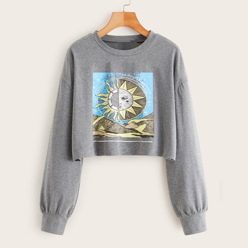 

Graphic Long Sleeve Crop Tee, Grey