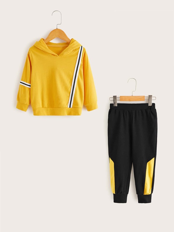 

Toddler Boys Striped Tape Hoodie & Contrast Panel Sweatpants, Multicolor