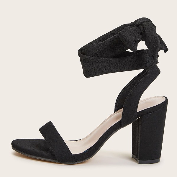 Open Toe Criss Cross Chunky Heels, Black