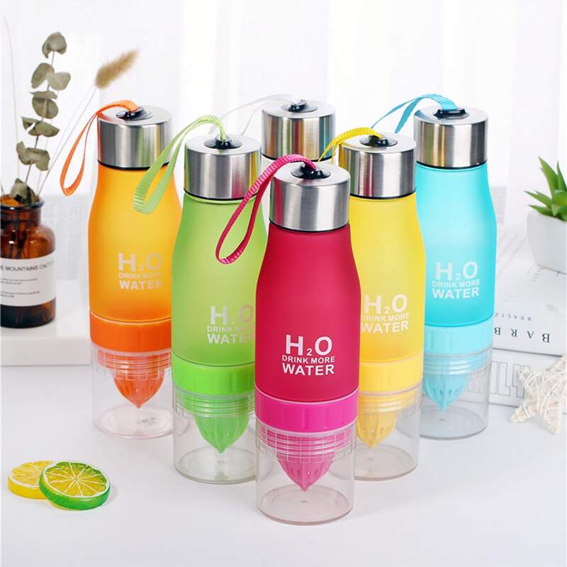 

1pc Portable Manual Juice Cup, Multicolor