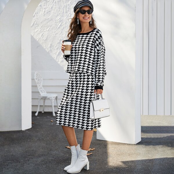 

Drop Shoulder Houndstooth Oversized Sweater and Skirt Set, Black and white