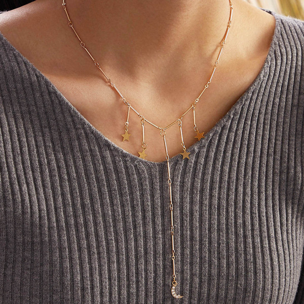

1pc Rhinestone Engraved Star & Moon Charm Necklace, Gold