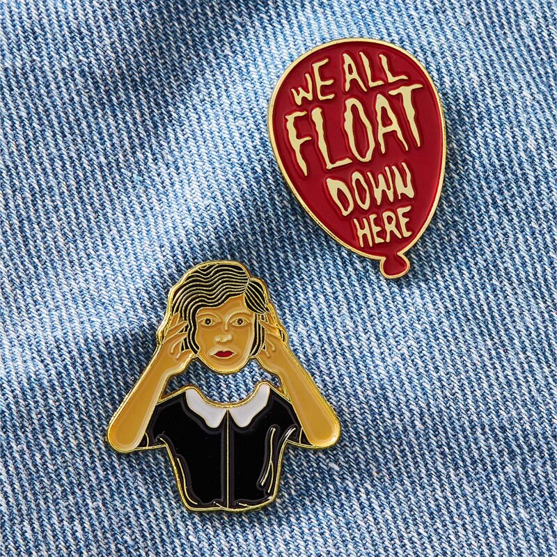 

2pcs Figure & Slogan Graphic Brooch, Multicolor