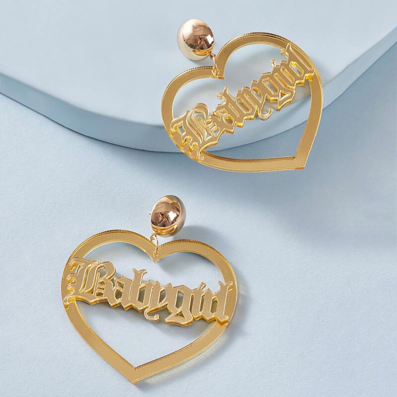 

1pair Letter Decor Heart Drop Earrings