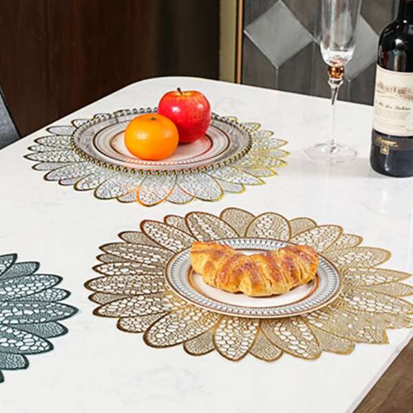 

1pc Flower Shaped Hollow Out Coaster