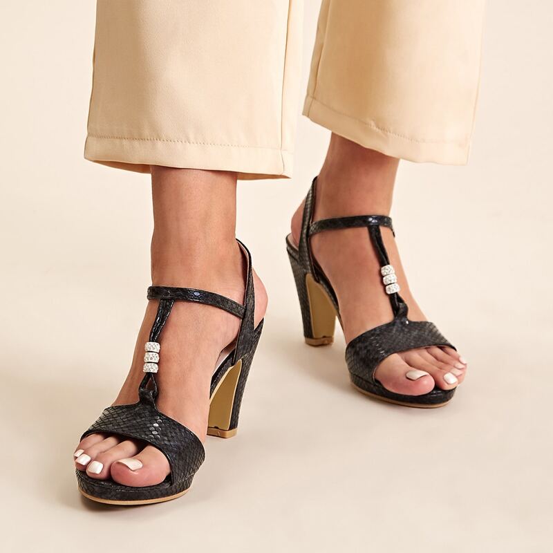 

Rhinestone Decor T-strap Chunky Heels, Black