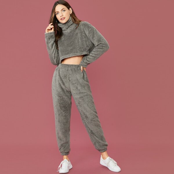 

High Neck Teddy Crop Pullover & Sweatpants Set, Grey