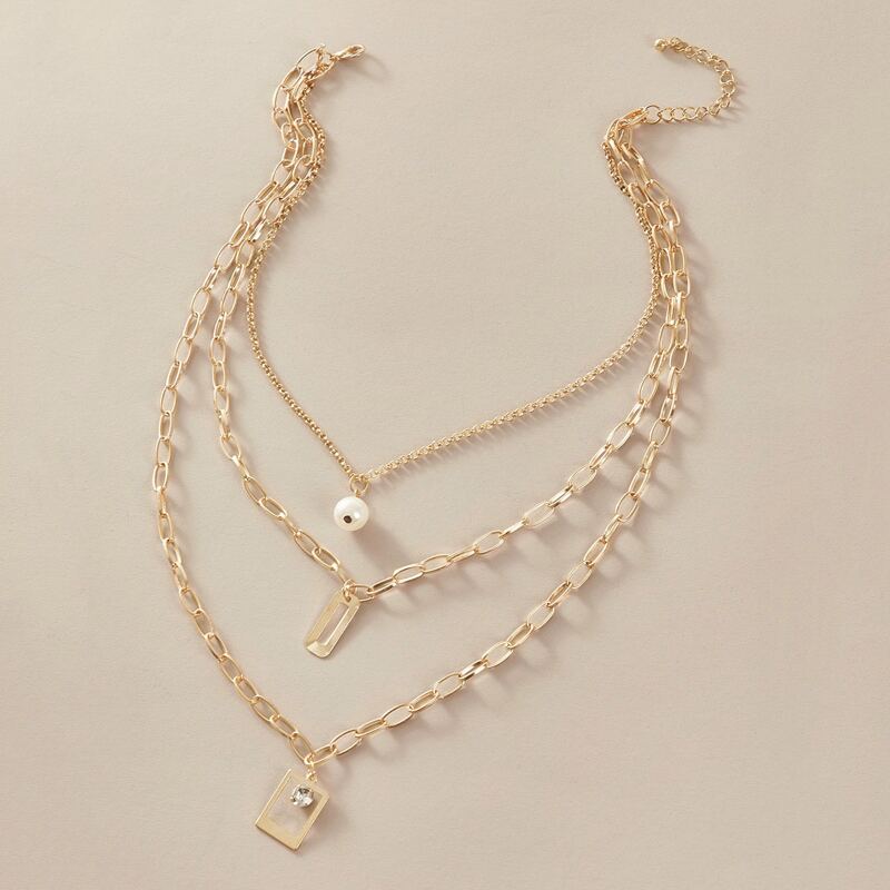 

1pc Faux Pearl & Geometric Layered Chain Necklace, Gold