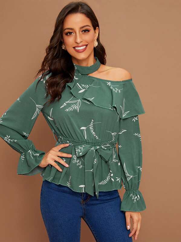 

Plants Print Self Tie Cut Out Blouse, Green, Mary P.