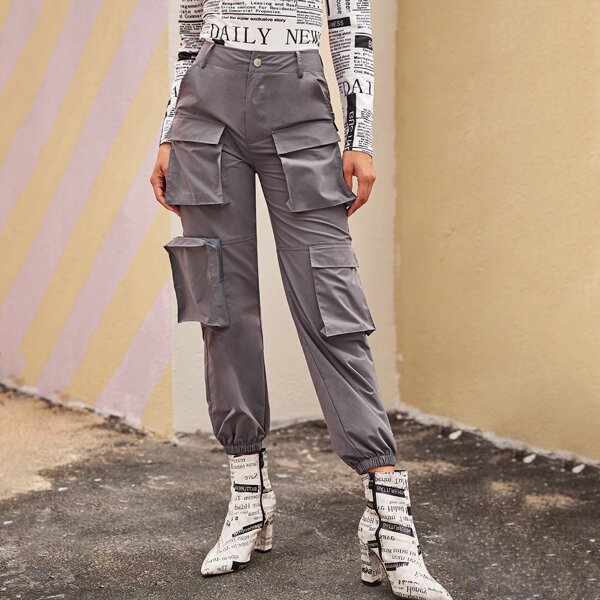 

Flap Pocket Solid Cargo Pants, Grey