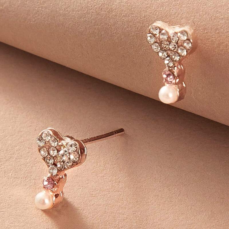 

1pair Faux Pearl Decor Heart Stud Earrings, Multicolor