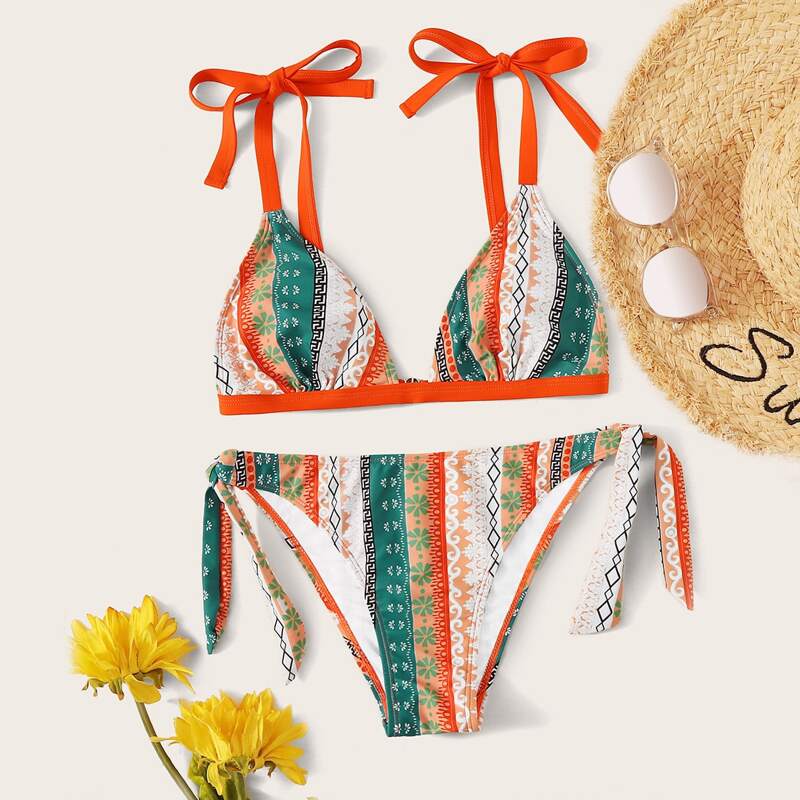 

Geo Random Print Triangle Top With Tie Side Bikini Set, Multicolor