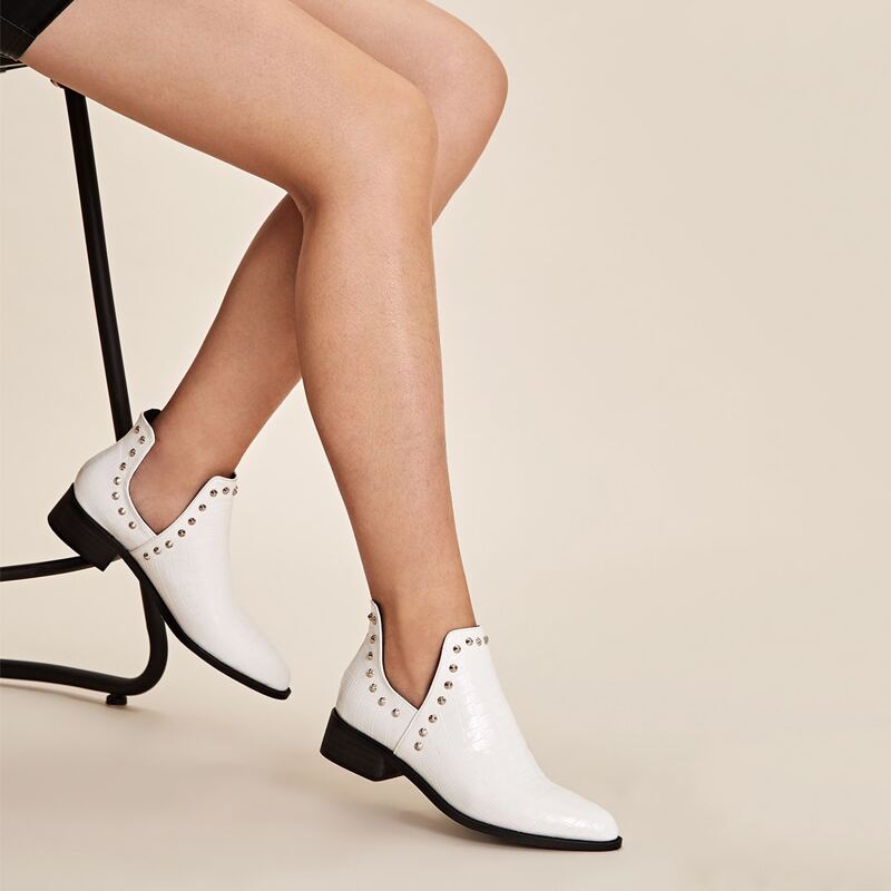 

Studded Decor Side Cut Ankle Boots, White