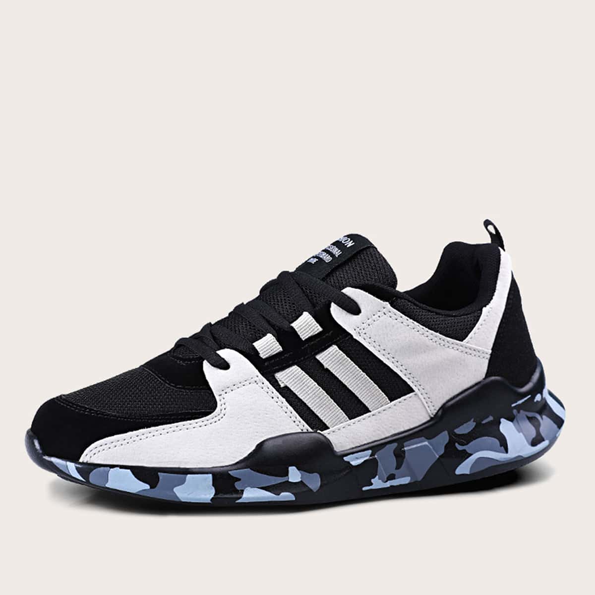 

Guys Camouflage Sole Wide Fit Sneakers, Black and white