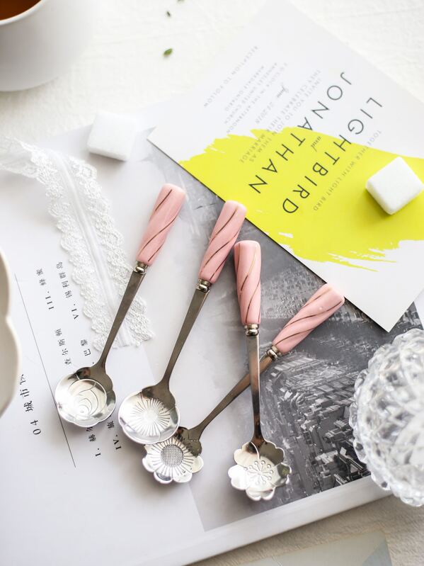 

4pcs Flower Design Ceramic Handle Coffee Spoon