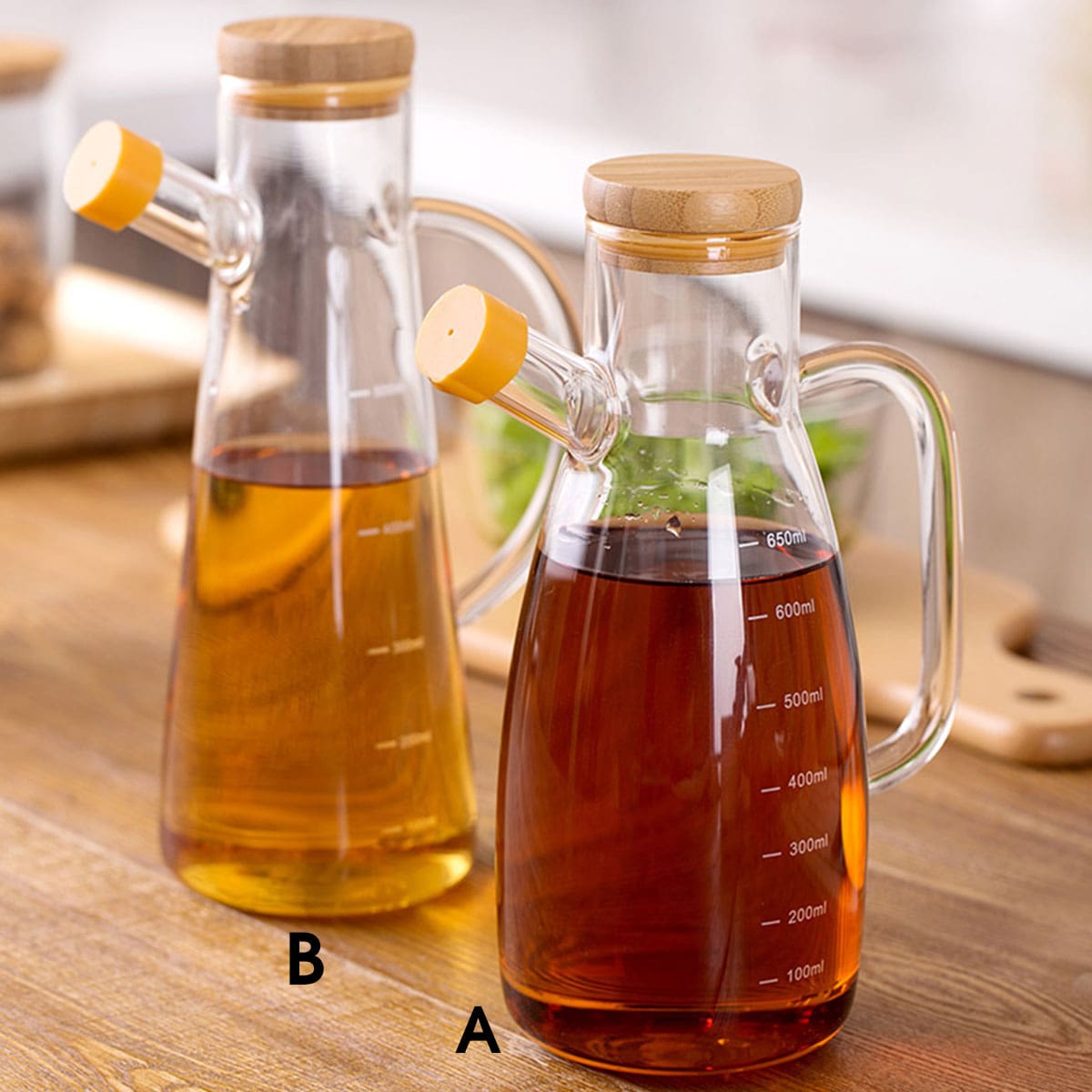 

1pc Glass Oil Can With Scale