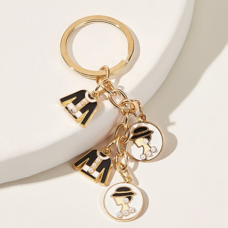 

Faux Pearl Decor Letter Charm Keychain, Multicolor
