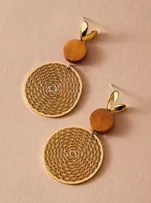 1對心形鏤空裝飾耳墜