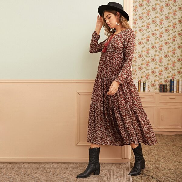 

Floral Print Tie Neck Chiffon Dress, Multicolor