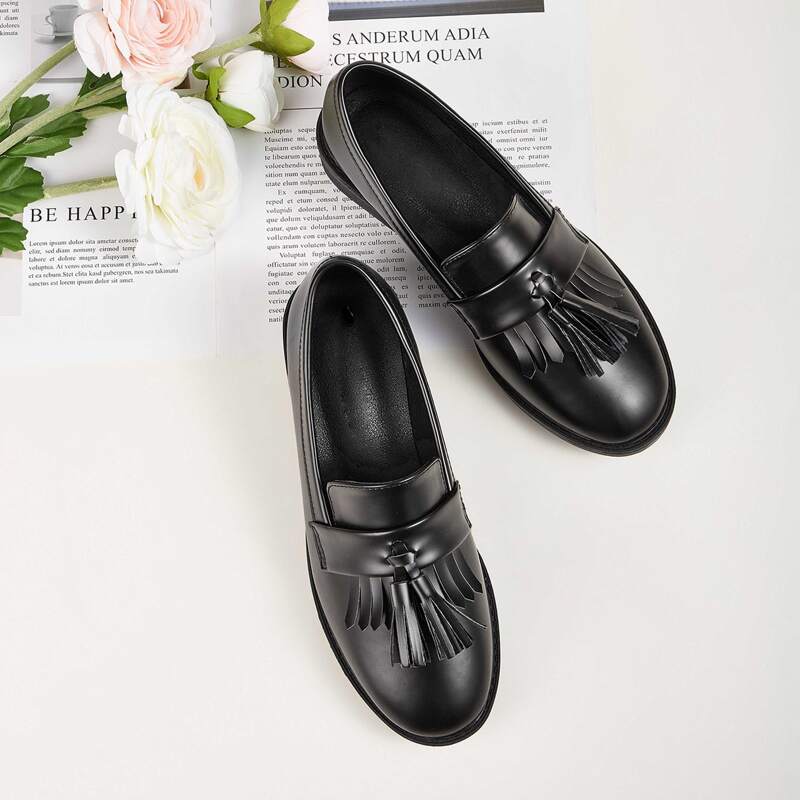 

Tassel Decor Flat Loafers, Black