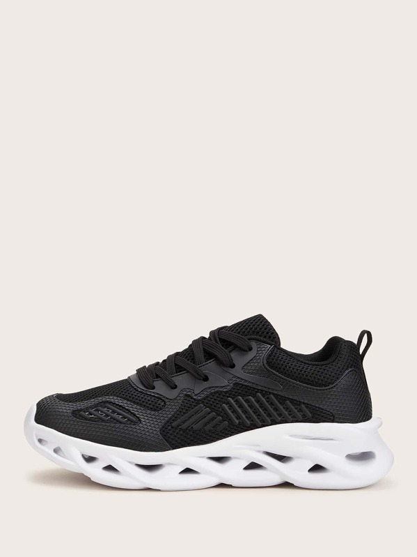 

Men Lace-up Front Wide Fit Sneakers, Black