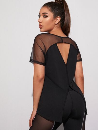 تي شيرت رياضي مقصوص من الخلف بلوحة شبكي