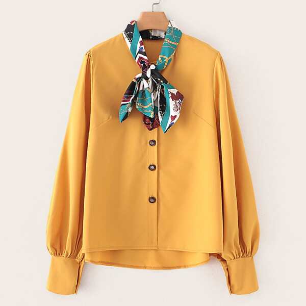 

Chain Print Tie Neck Dip Hem Blouse, Yellow