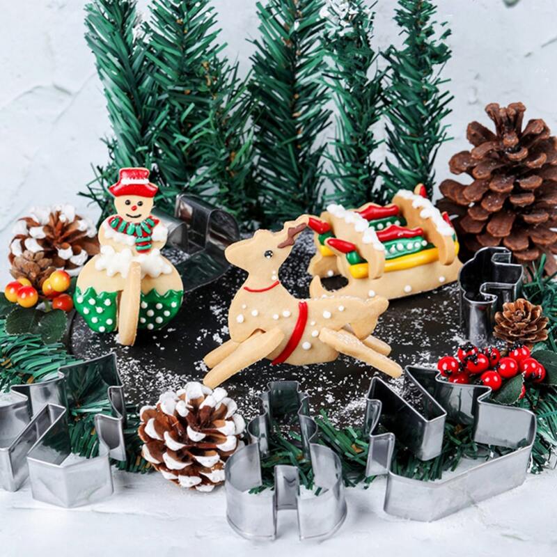 

8pcs Christmas Stainless Steel Cookie Mold