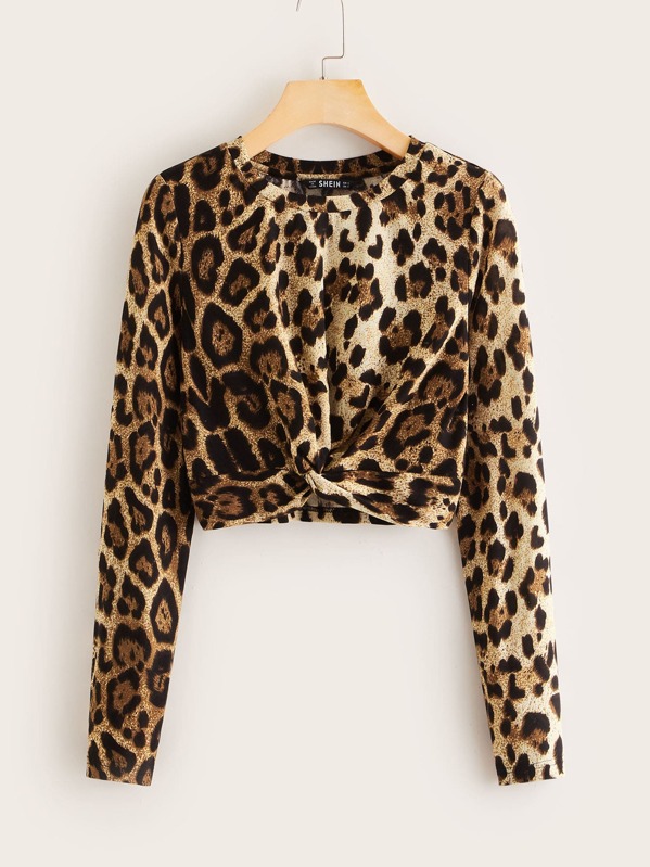 

Twist Front Leopard Crop Tee, Multicolor
