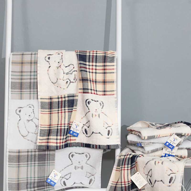 

1pc Plaid & Bear Pattern Towel, Multicolor
