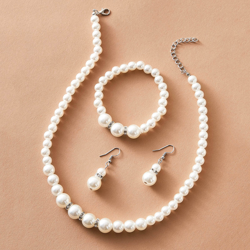 

4pcs Faux Pearl Beaded Necklace & Earrings & Bracelet, White