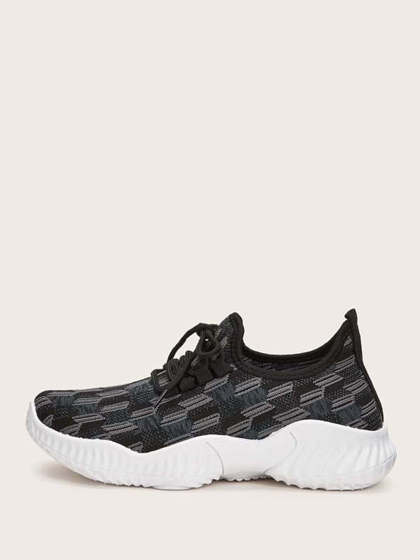 

Men Lace-up Front Wide Fit Sneakers, Multicolor