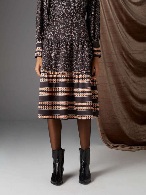 

Zipper Side Ditsy Floral & Geo Print Skirt, Multicolor, Claudia Coba
