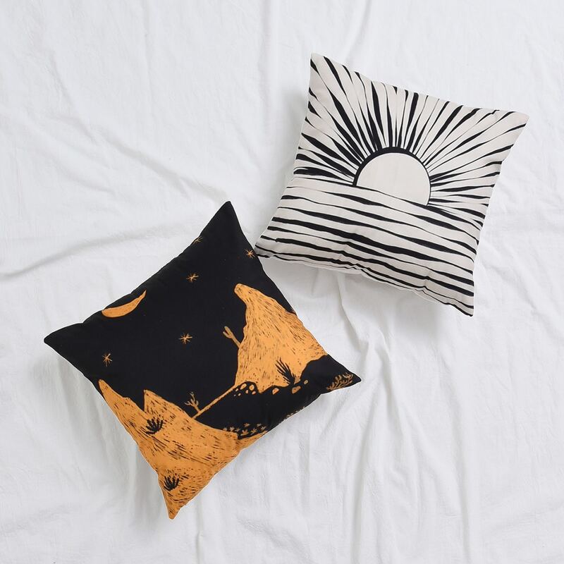 

1pc Abstract Painting Cushion Cover Without Filler, Multicolor