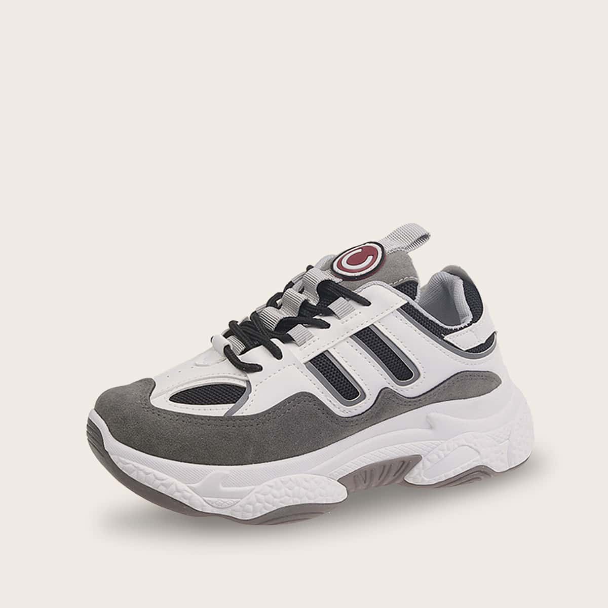 

Lace-up Chunky Sneakers, Black and white