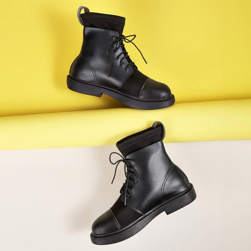 

Lace-up Front Cap Toe Boots, Black