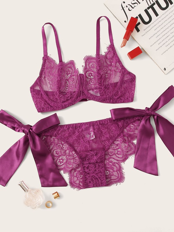 

Floral Lace Underwire Lingerie Set, Pink