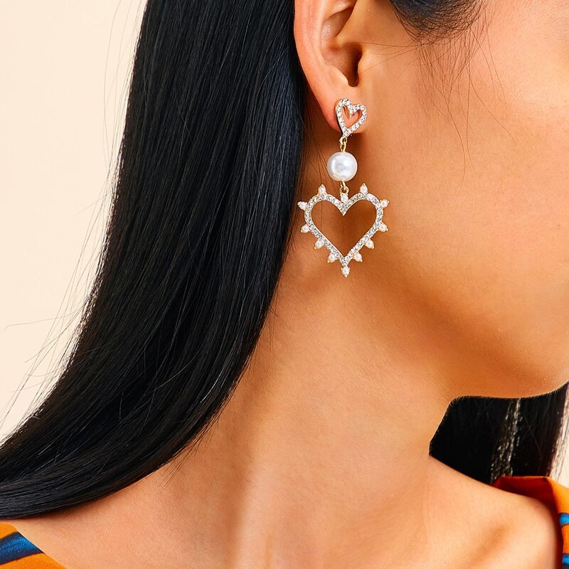 

1pair Faux Pearl Decor Heart Drop Earrings, Silver