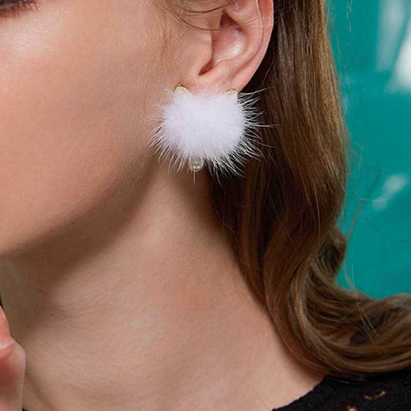 

1pair Pom-pom & Pearl Decor Earrings, White