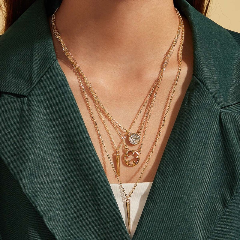 

1pc Rhinestone Engraved Geometric Layered Necklace, Gold